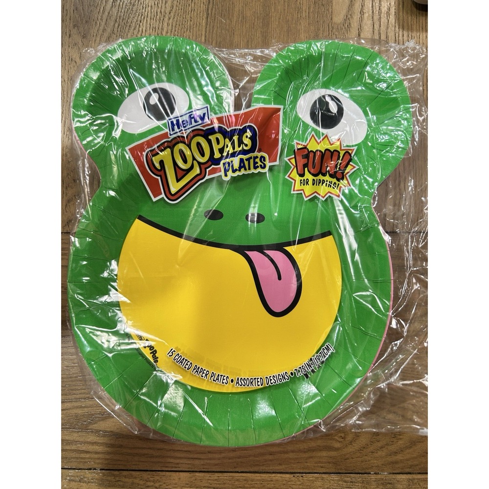 New Sealed Zoo Pals Hefty Paper Plates Party Edition 2023 - 15 Count (4 Packs)